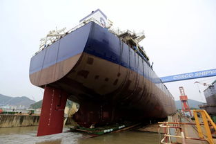 舟山中遠(yuǎn)海運重工第二艘8.16萬噸散貨船 n746 成功下水